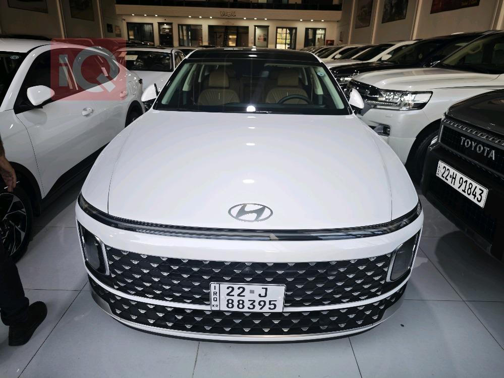 هيونداي أزيرا